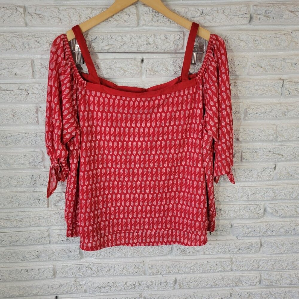 Cato Est 1946 Women Top 14W 16W Plus Swing Red Paisley Cold Shoulder PAI74E